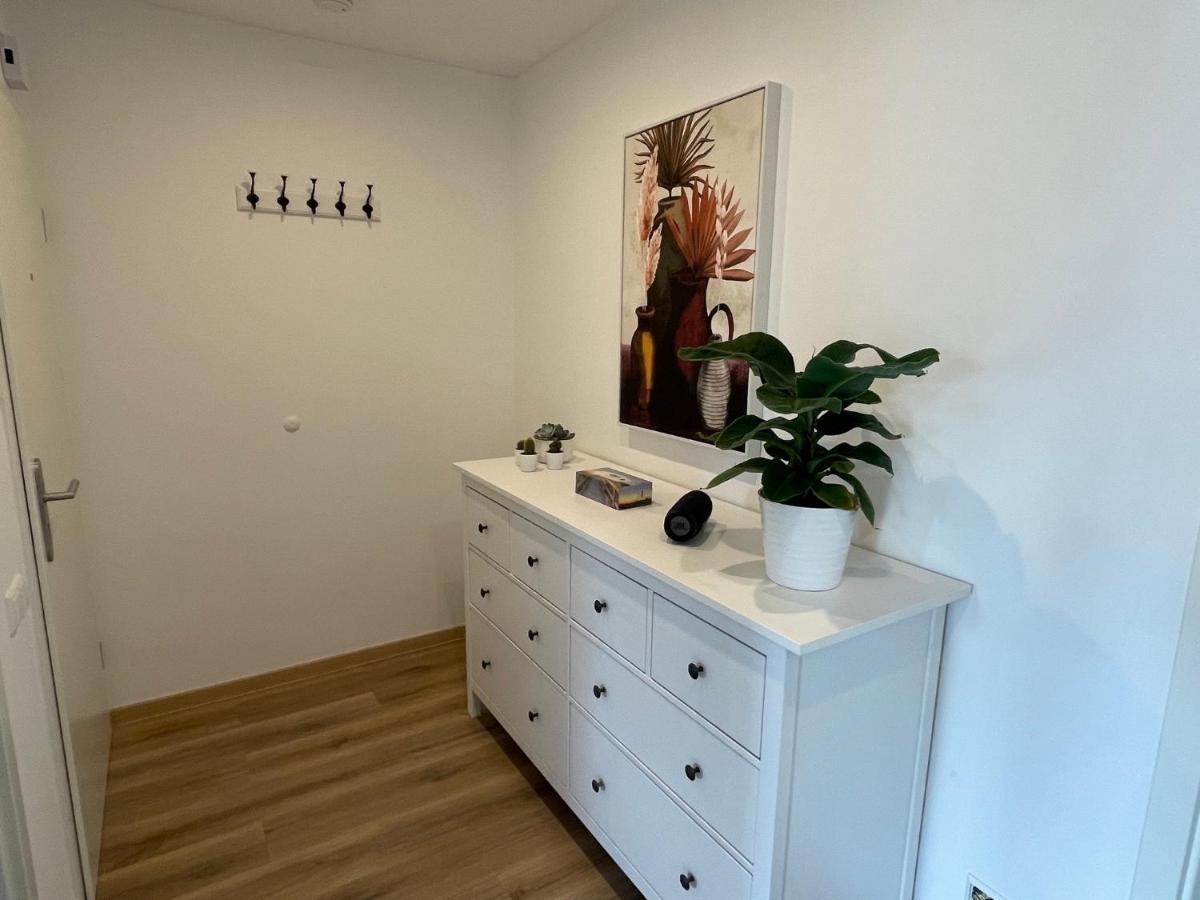 Neue Stilvolle 2-Zimmer Wohnung Im Zentrum Von 沃尔夫 外观 照片