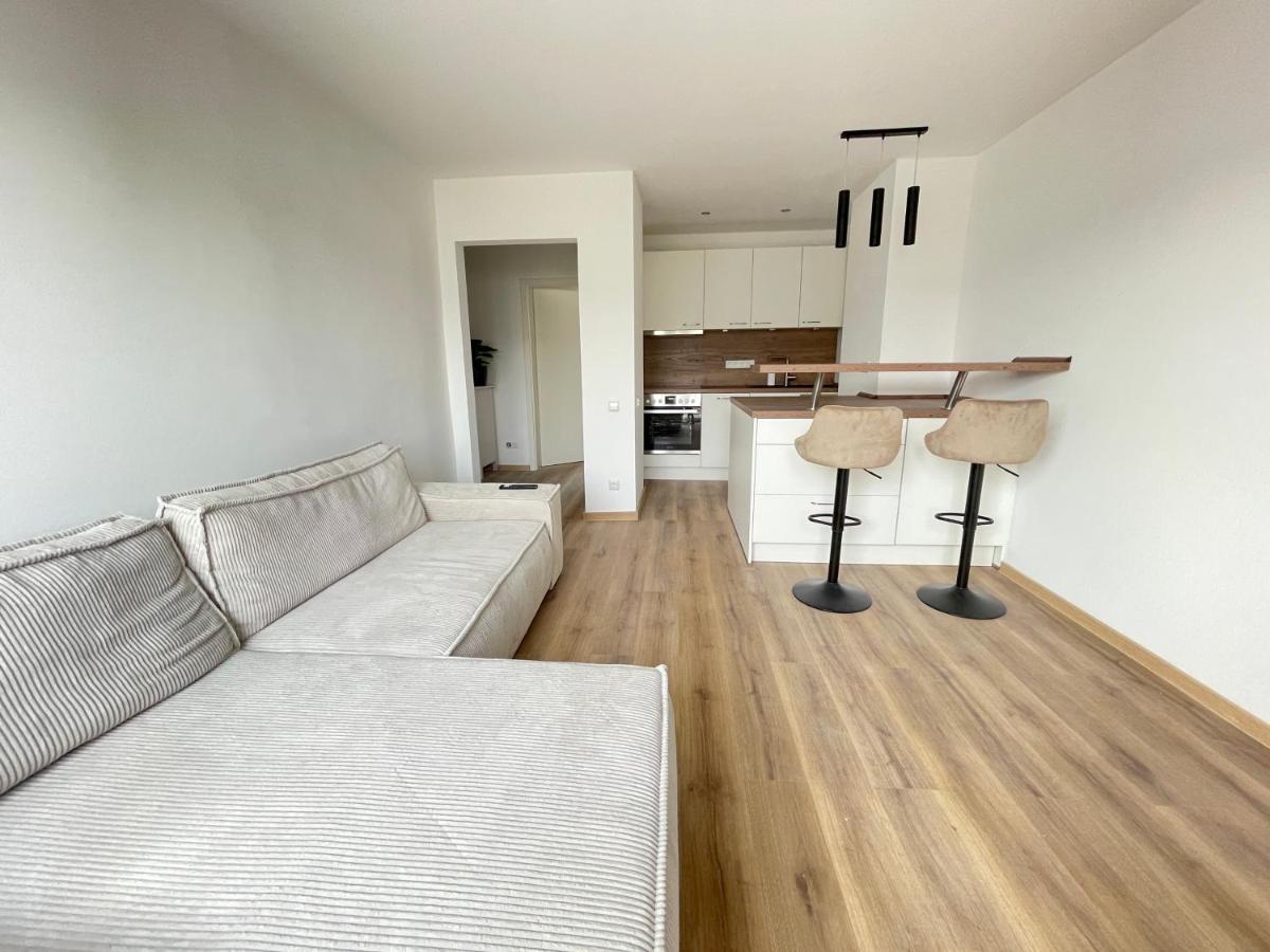 Neue Stilvolle 2-Zimmer Wohnung Im Zentrum Von 沃尔夫 外观 照片